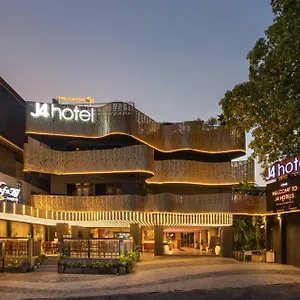 J4 Hotel