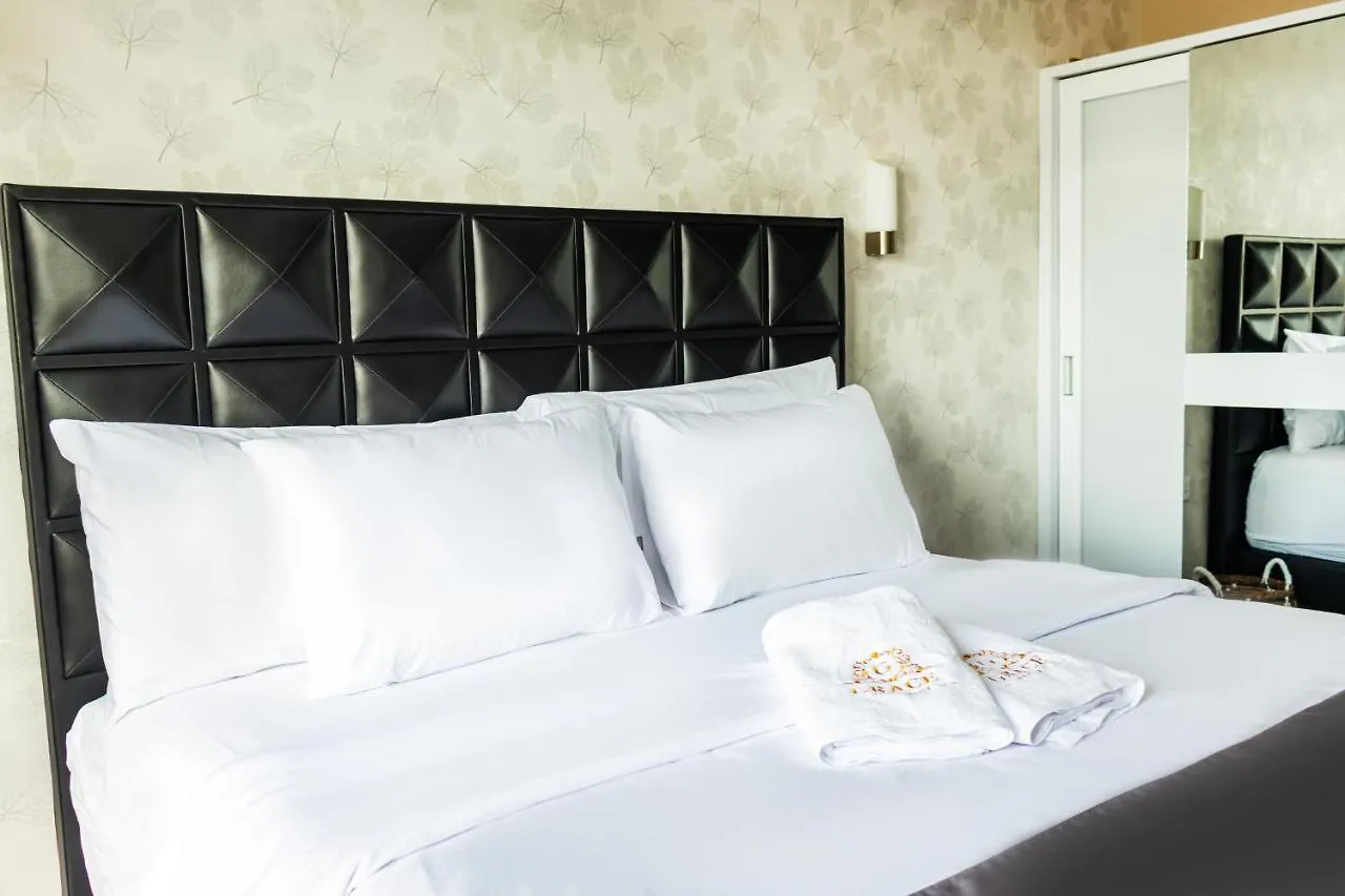 Grace Apartment Bali - A Cozy 2 Bedrooms Apartment In Sunset Road Legian  0*, Legian (Bali) Indonesia