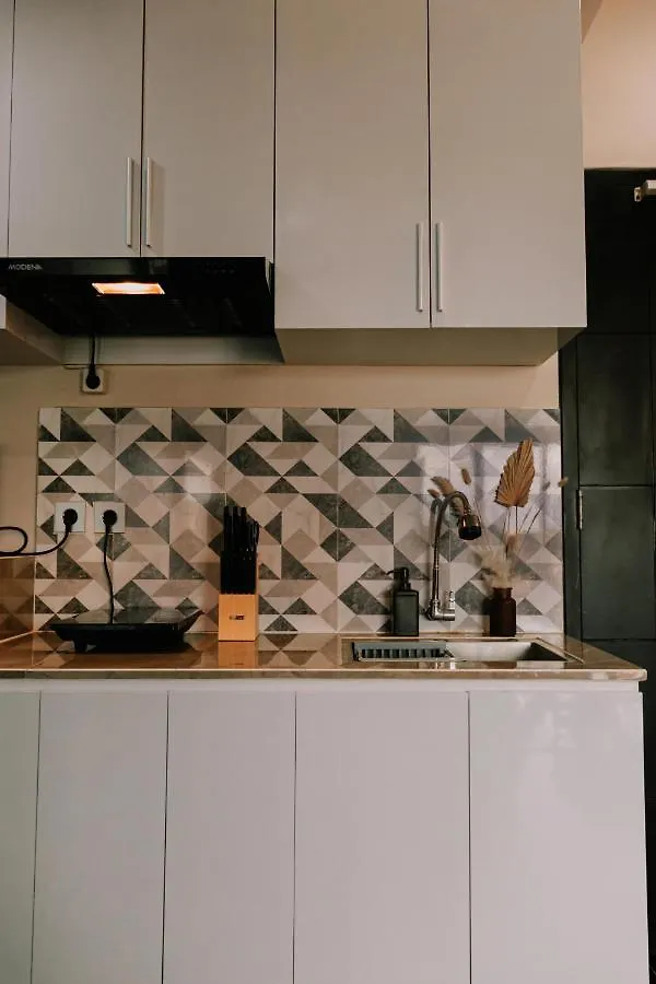 Grace Apartment Bali - A Cozy 2 Bedrooms Apartment In Sunset Road Legian  Indonesia